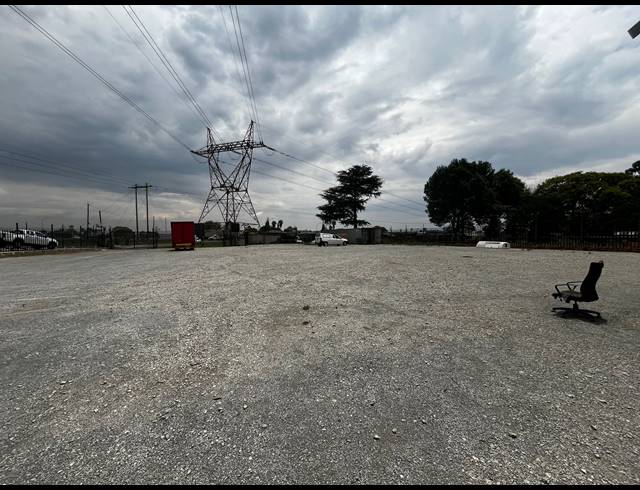 5,891M² WAREHOUSE FOR SALE IN APEX